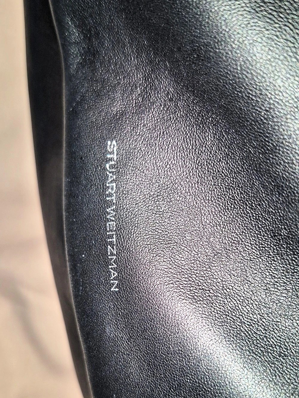 Stuart Weitzman The Moda Hobo Bag Black Chain Shoulder Bag - Picture 3 of 6